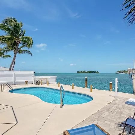 Marathon Magic Villa